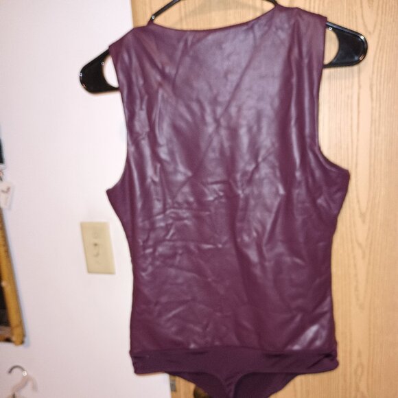 Express Burgundy Sleeveless Bodysuit - Picture 5 of 9